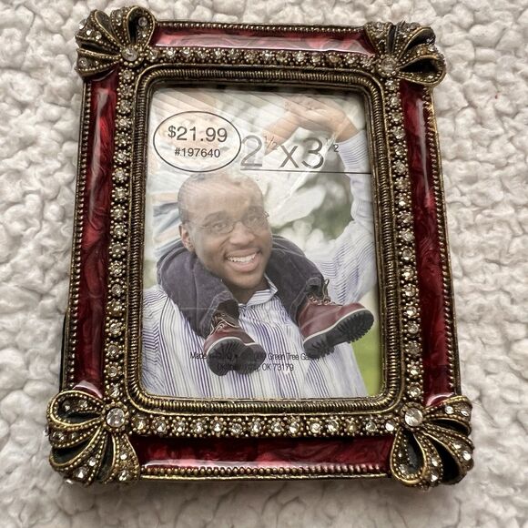 2 NEW Green Tree Gallery Photo Frame Rhinestone Red for 2 X 3” Photos Ornate - Picture 2 of 14